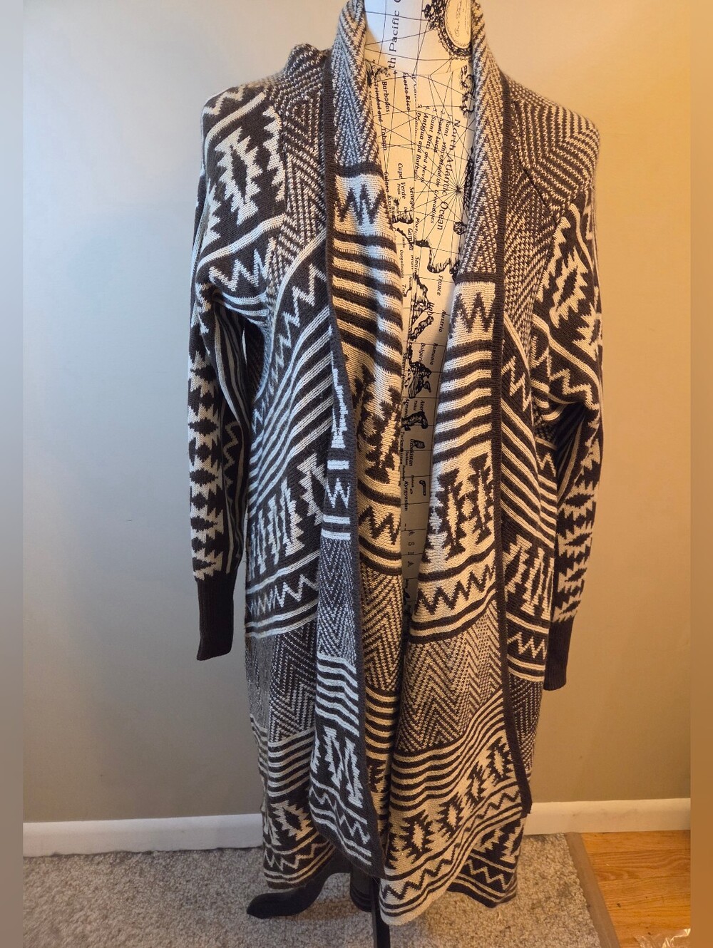 Maurices 2X Plus Size Cardigan Sweater Fringe Aztec Geometric Boho Duster